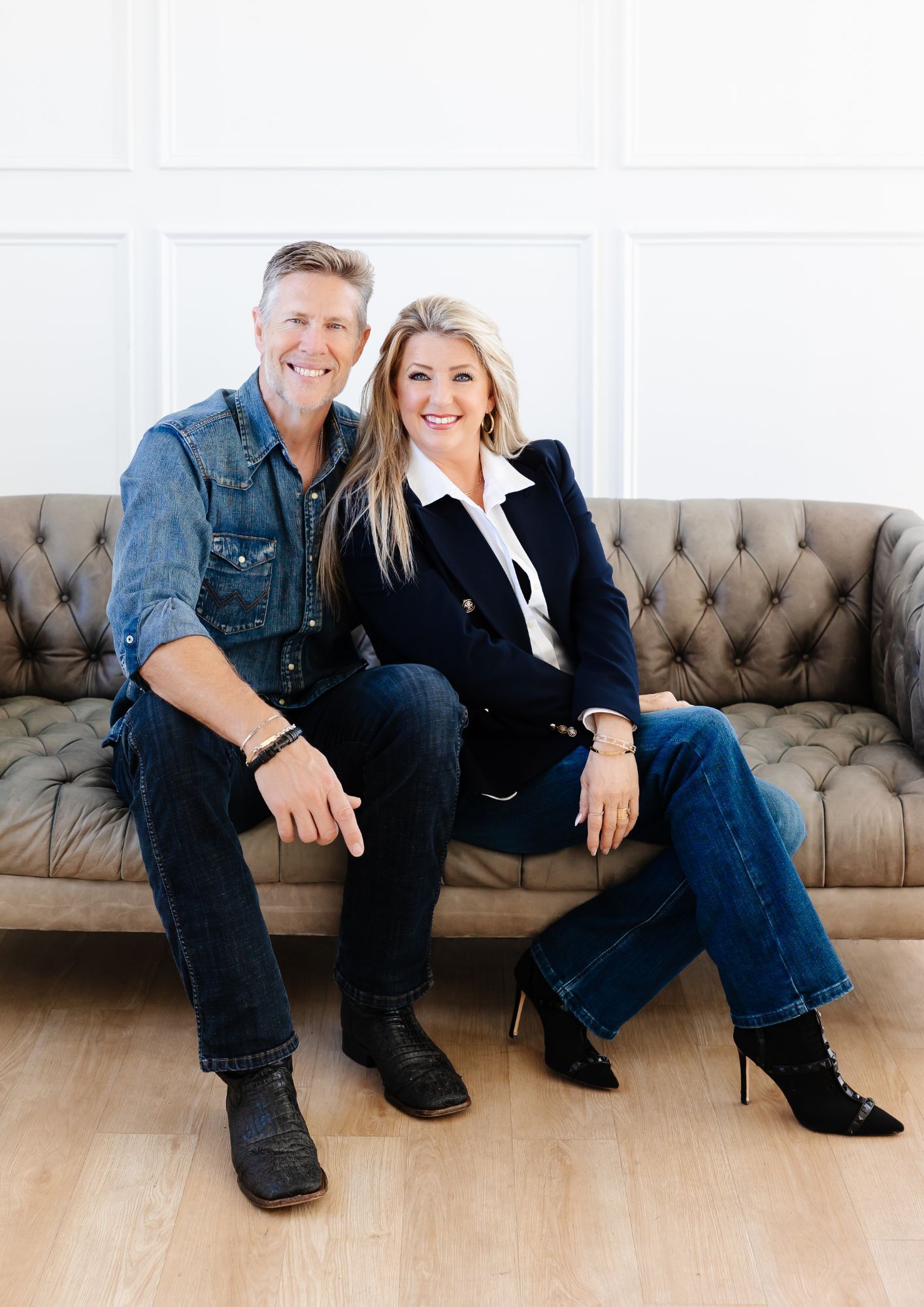 Larry and Staci Wallace seated together